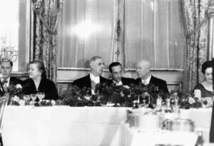 КИР, ХРУЩЕВ И ГАГАРИН